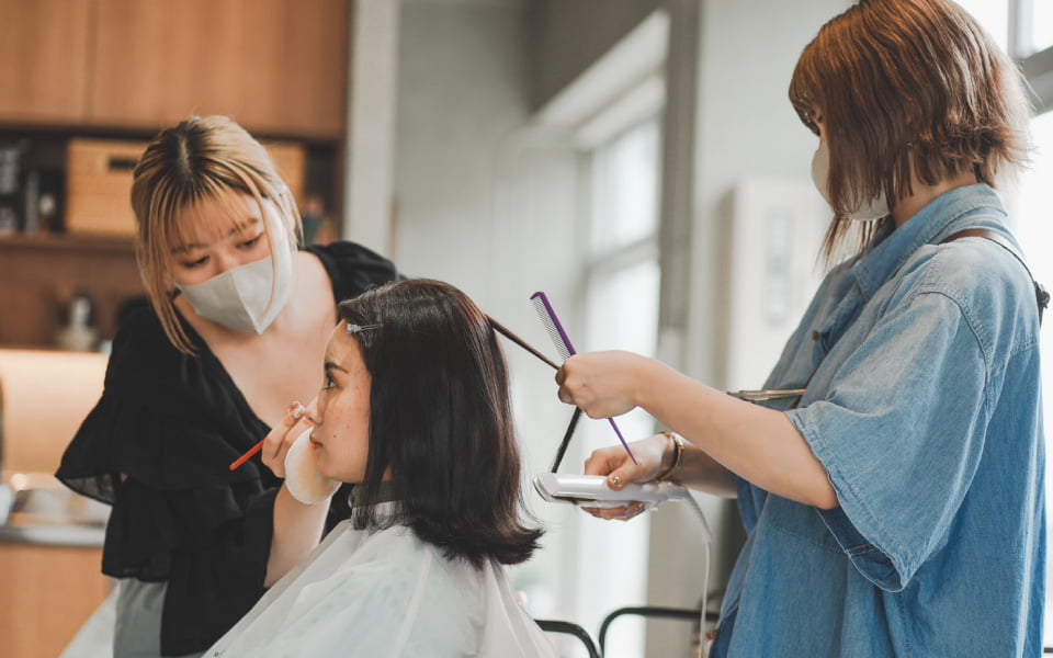 Hair ruup design works｜那覇市の美容室 – 最高のヘアデザインとカットの働く雰囲気